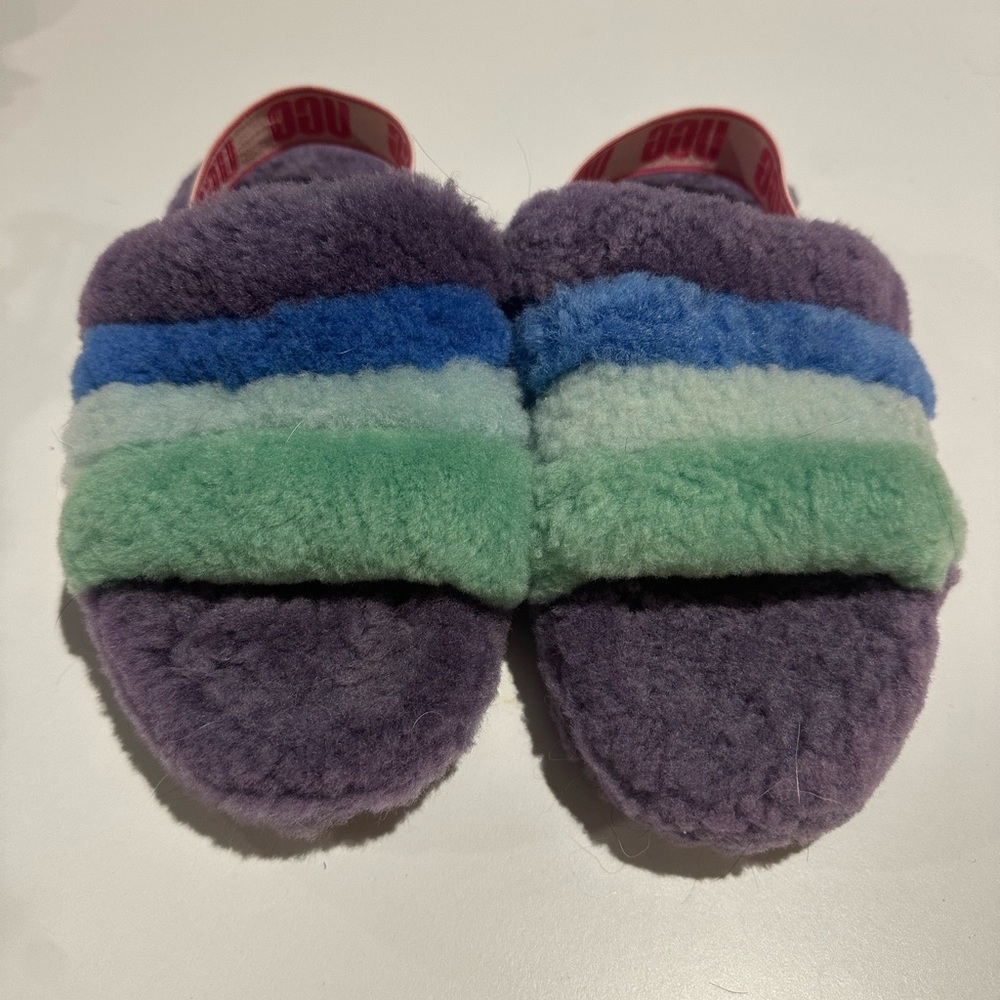 UGG Pride Rainbow Fluff Yeah slippers